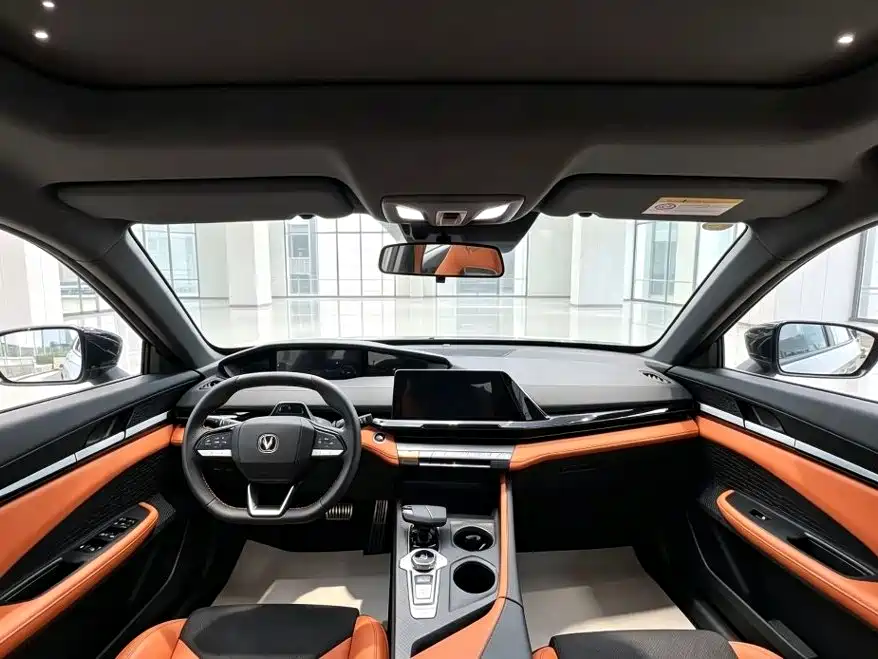 Changan UNI-V — миниатюра 4