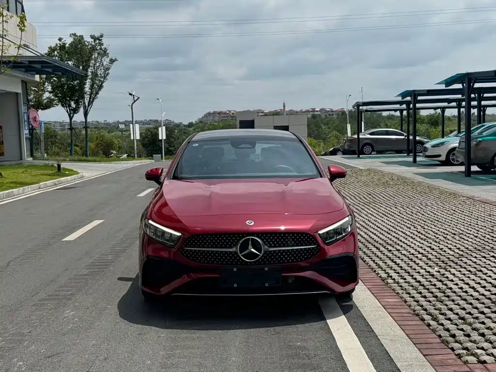Mercedes-Benz A-Class — миниатюра 2