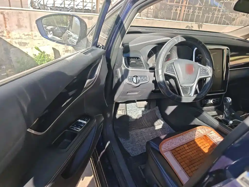 BYD MAX — миниатюра 16