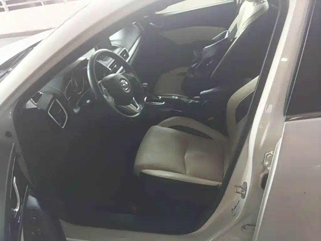 Mazda 3 Axela — миниатюра 15