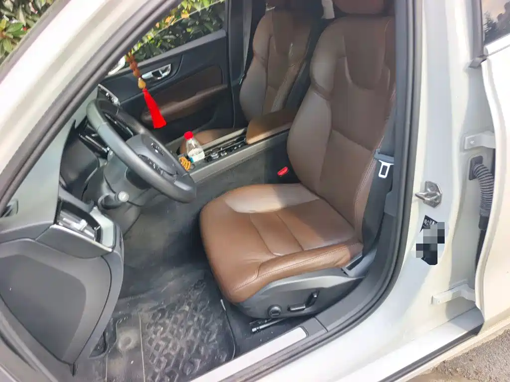 Volvo S60 — миниатюра 11