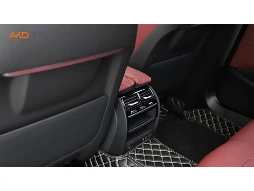 BMW 5 Series — миниатюра 9