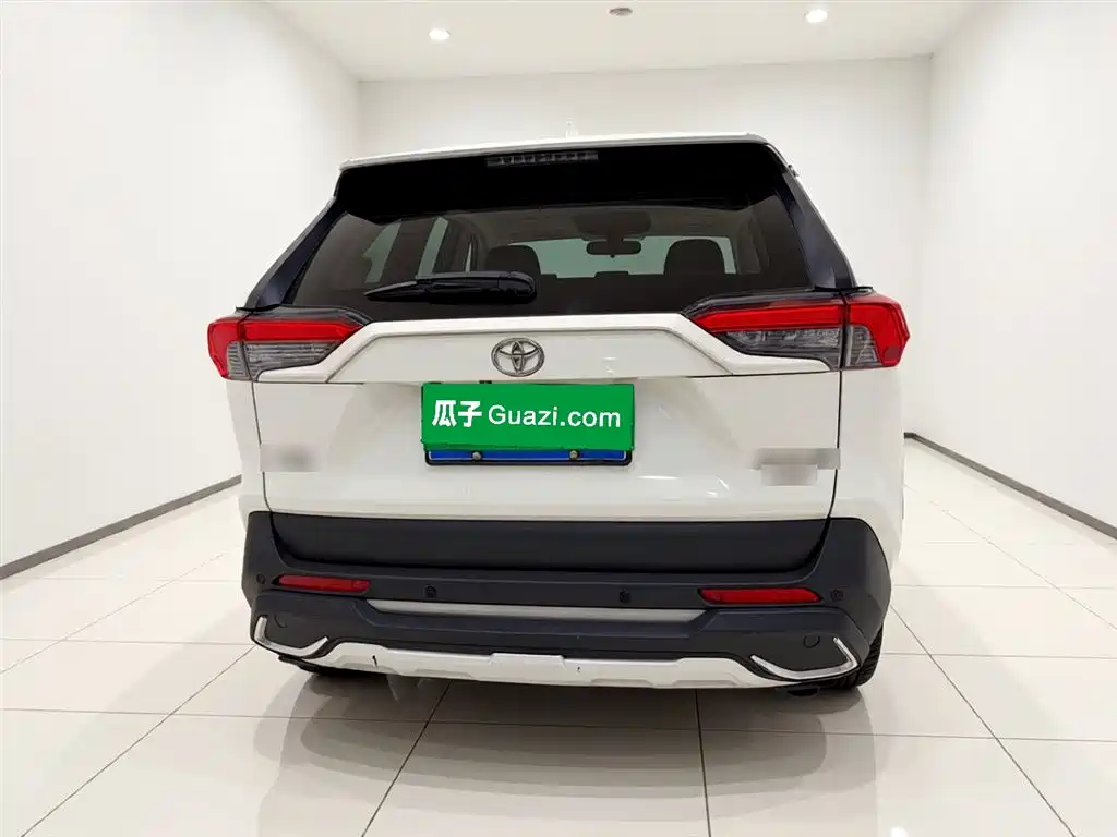 Toyota RAV4 2020 2.0L CVT PLUS
