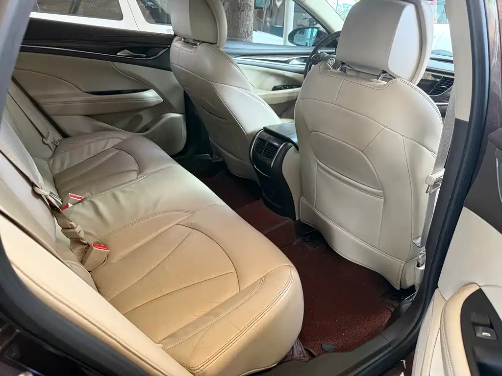 Buick LaCrosse — миниатюра 8