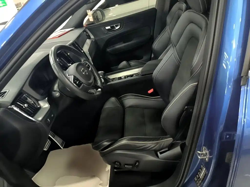 Volvo XC60 — миниатюра 15