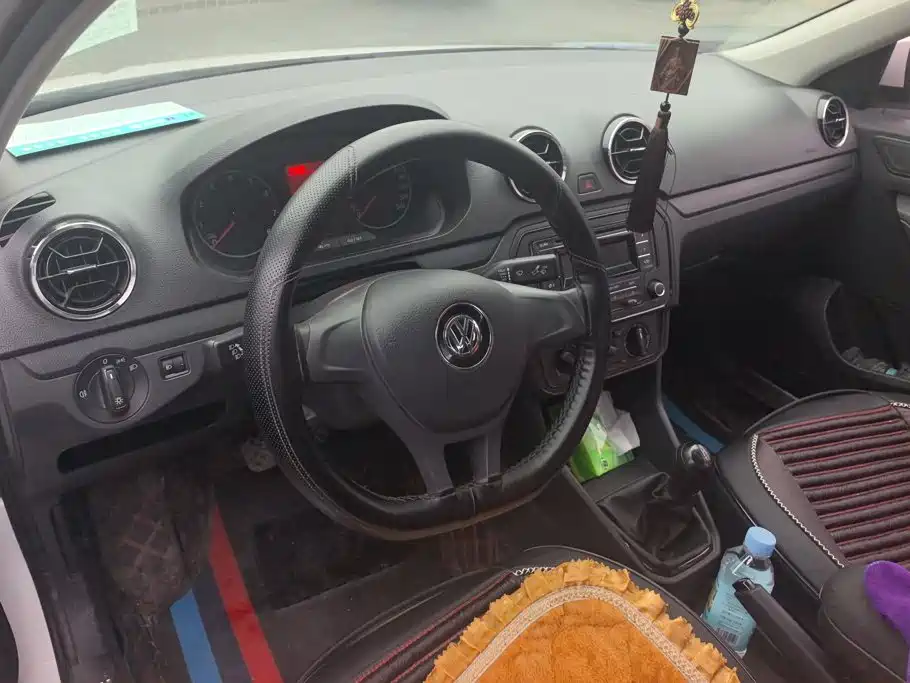 Volkswagen Jetta — миниатюра 15