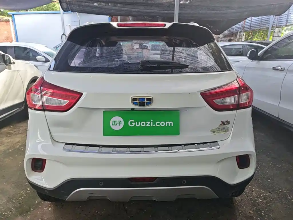 Geely Vision X3 — миниатюра 6