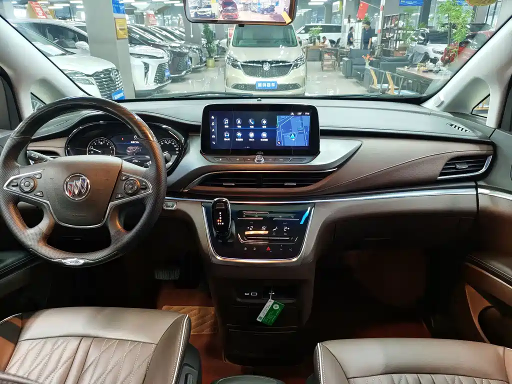 Buick GL8 — миниатюра 4