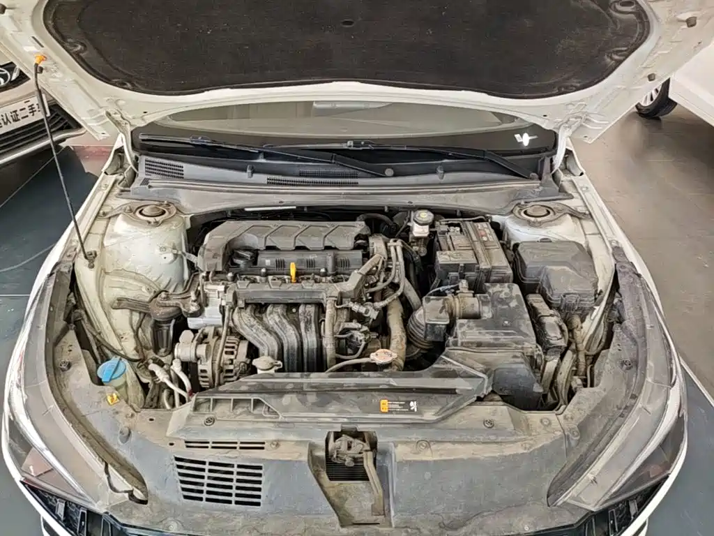 Hyundai Elantra — миниатюра 20