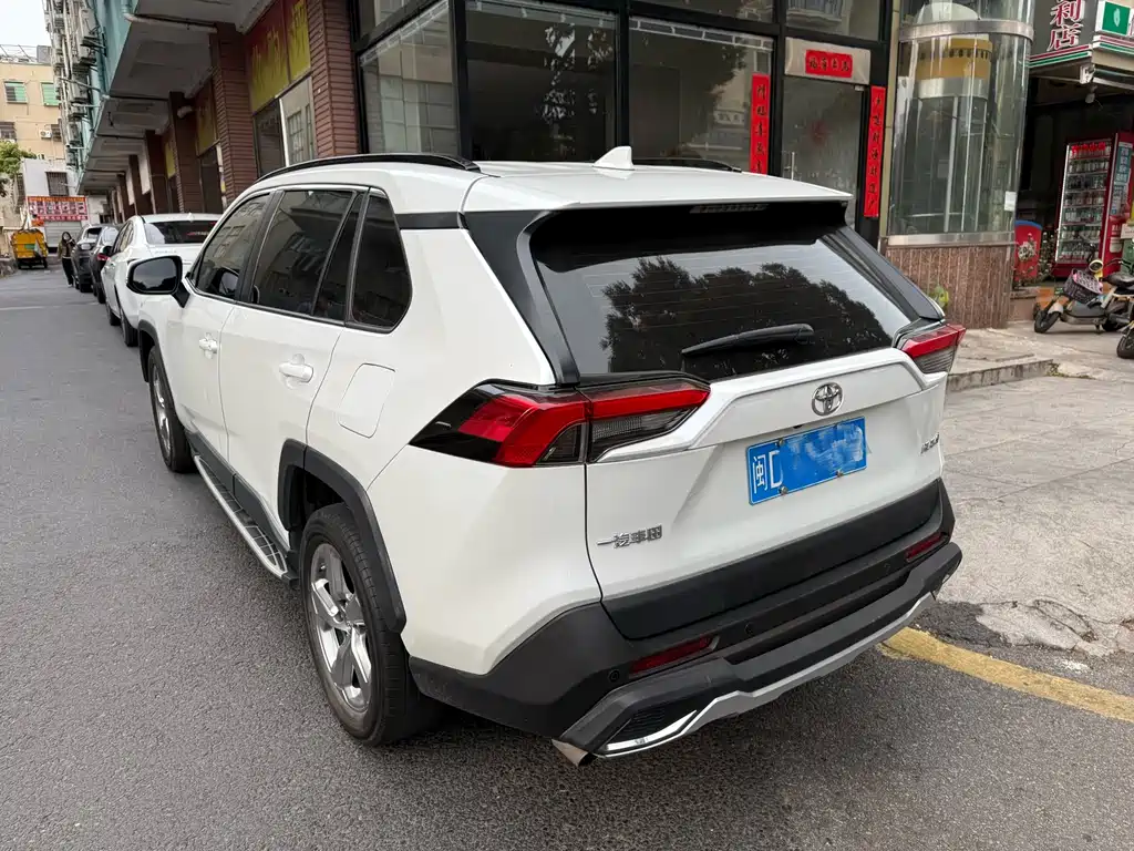 TOYOTA RAV4 RONGFANG