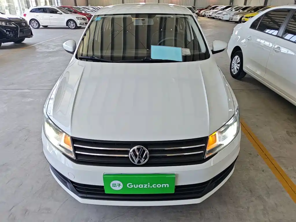 Volkswagen Santana — миниатюра 3