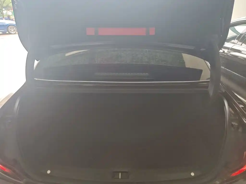 Volvo S90 — миниатюра 14