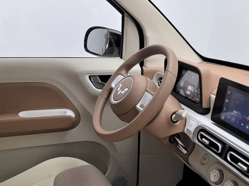 Wuling MINIEV — миниатюра 22