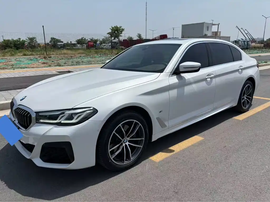 BMW 5 Series 2023