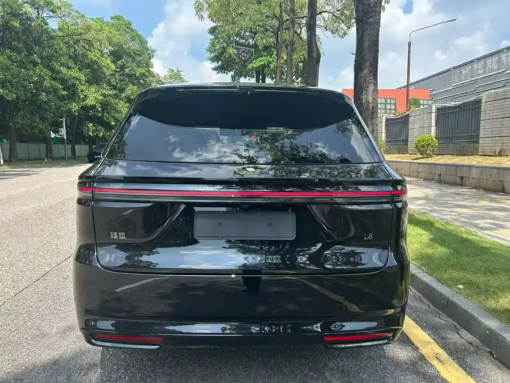 Li Auto Li L8 — миниатюра 8
