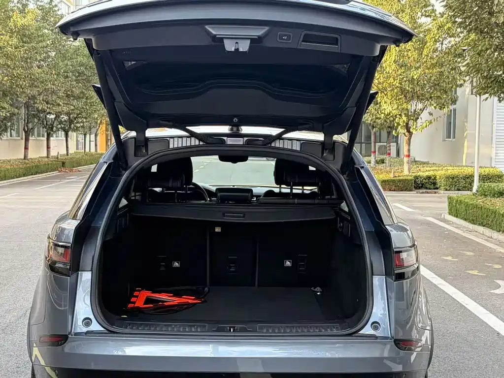 Land Rover Velar — миниатюра 12