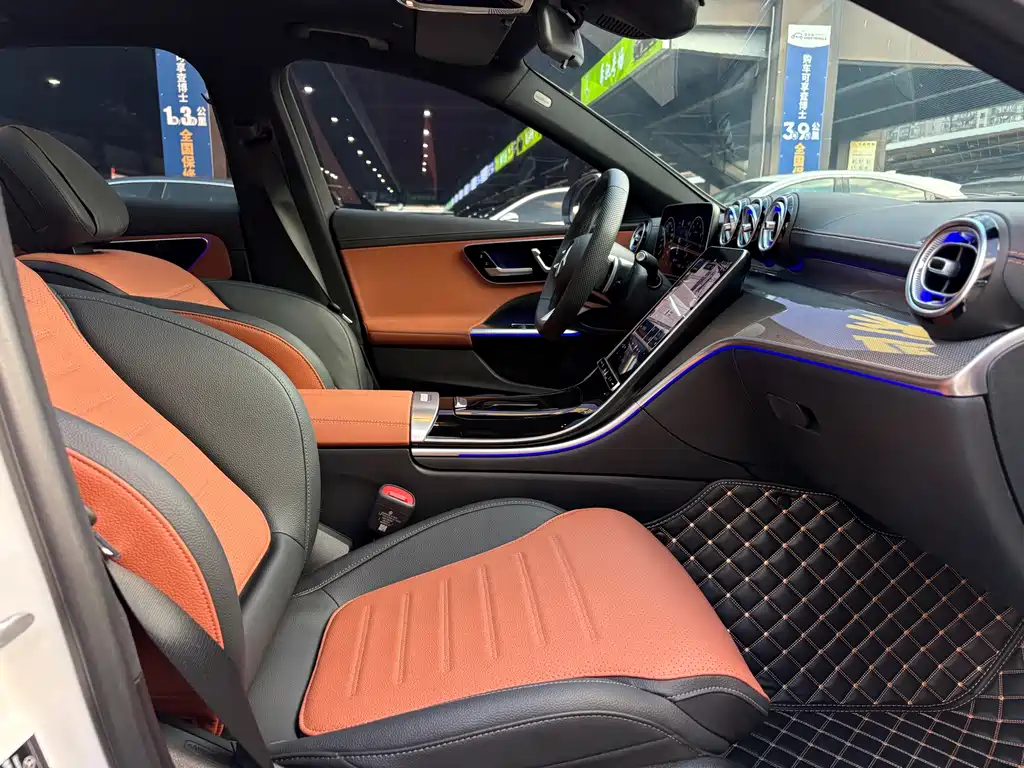 Mercedes-Benz C-Class — миниатюра 12