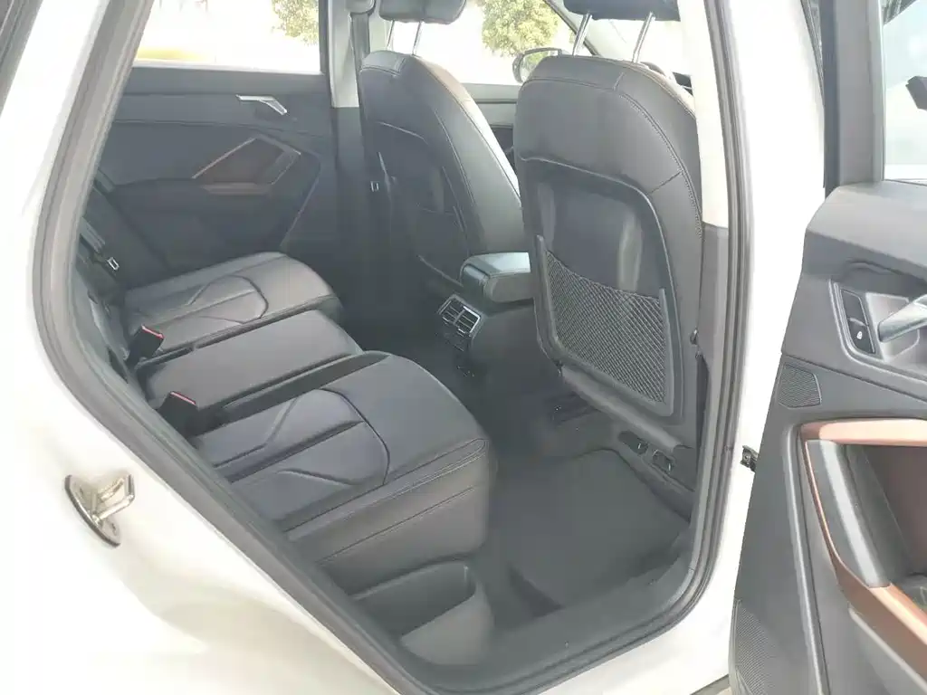 Audi Q3 — миниатюра 14