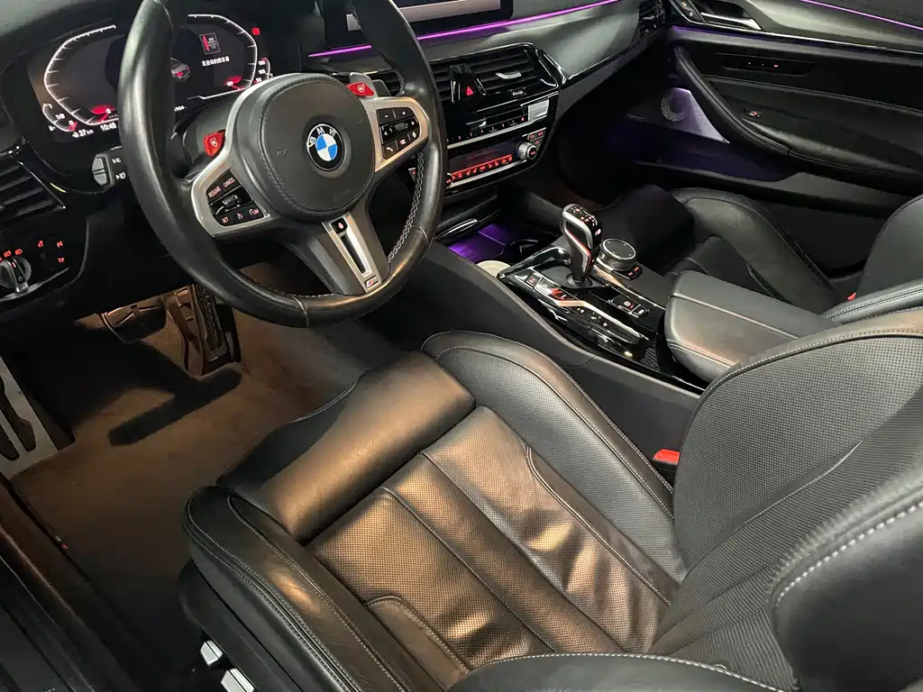 BMW M5 — миниатюра 6