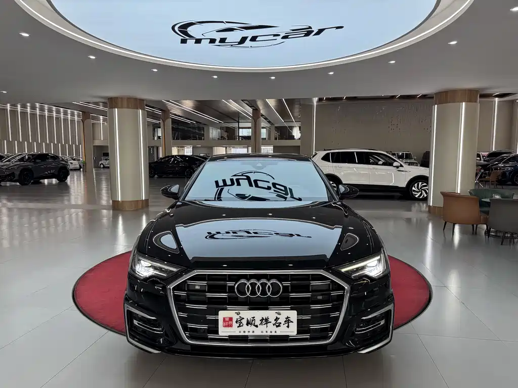Audi A6L 2023 40 TFSI Luxury