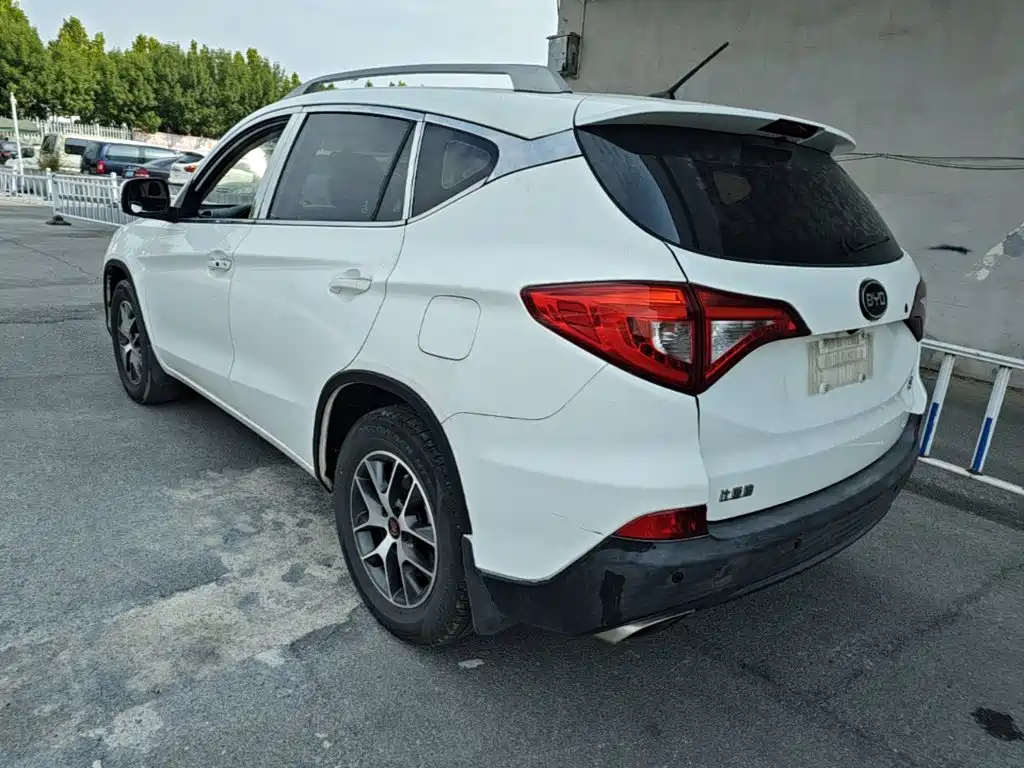 BYD Song — миниатюра 5
