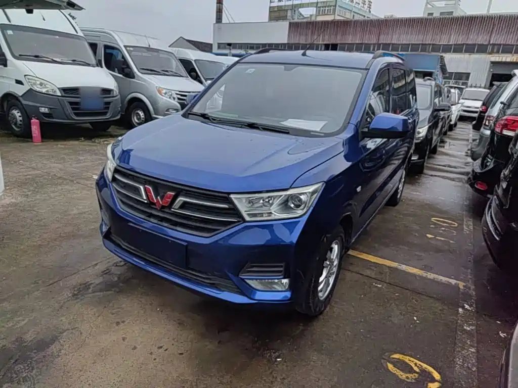 Wuling Hongguang — миниатюра 2