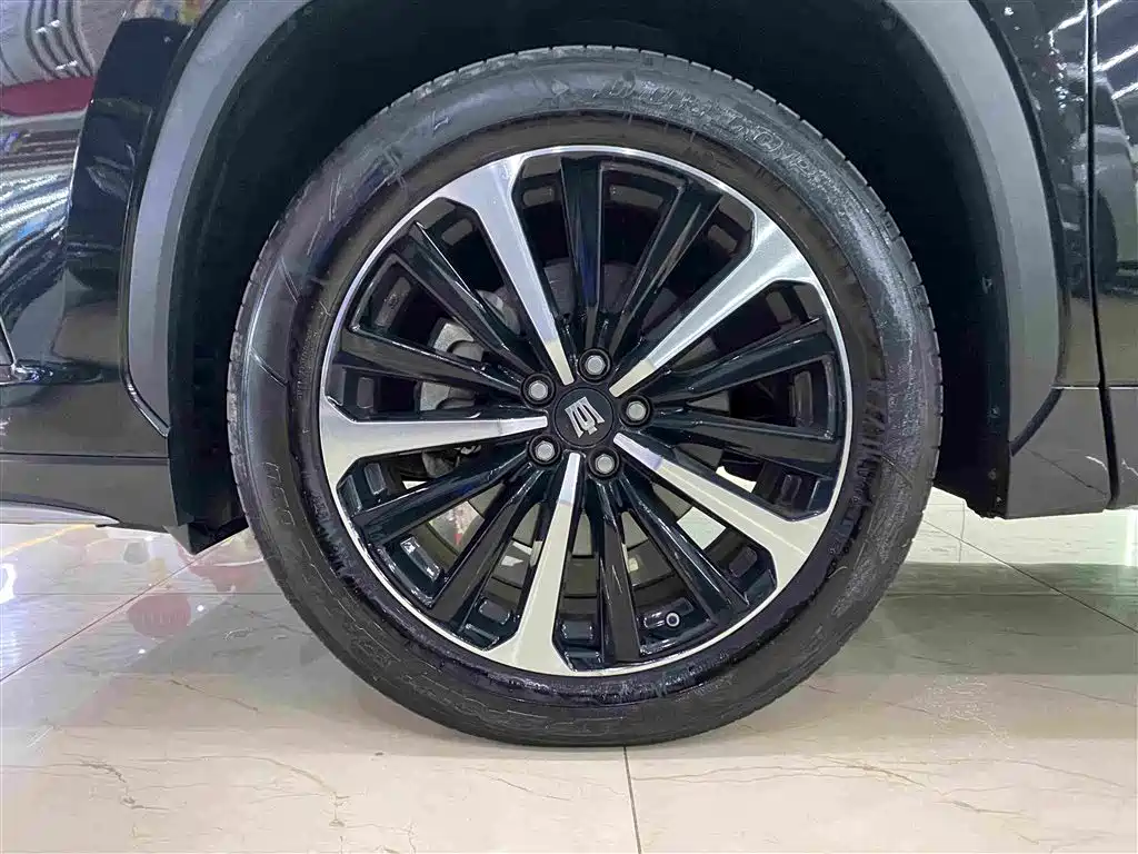 Toyota Crown Kluger — миниатюра 8