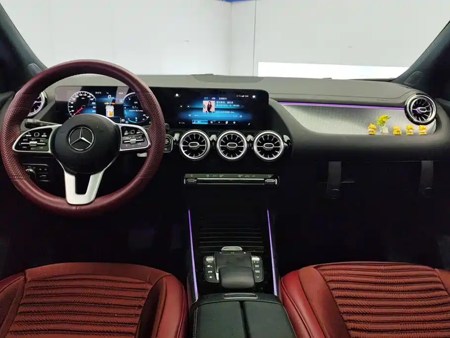 Mercedes-Benz GLA — миниатюра 12