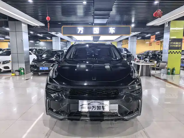 2024 Lynk & Co 01