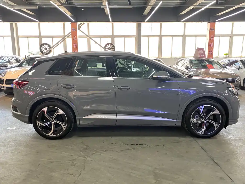 Audi Q4 e-tron 2024 40 e-tron