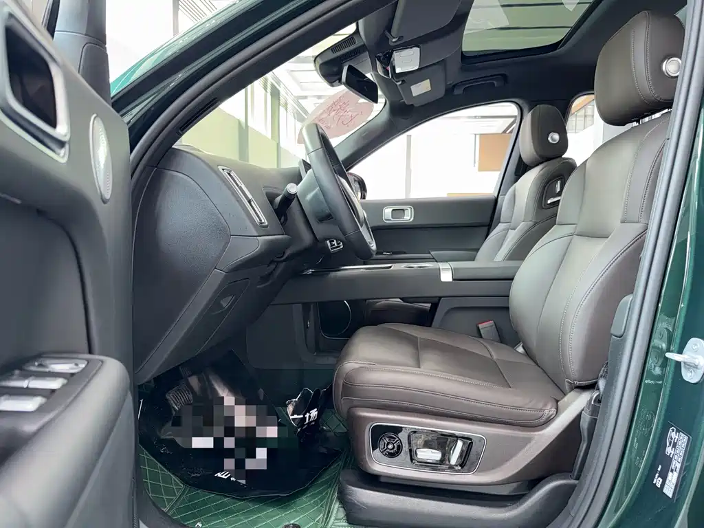 Li Auto Li L8 — миниатюра 4