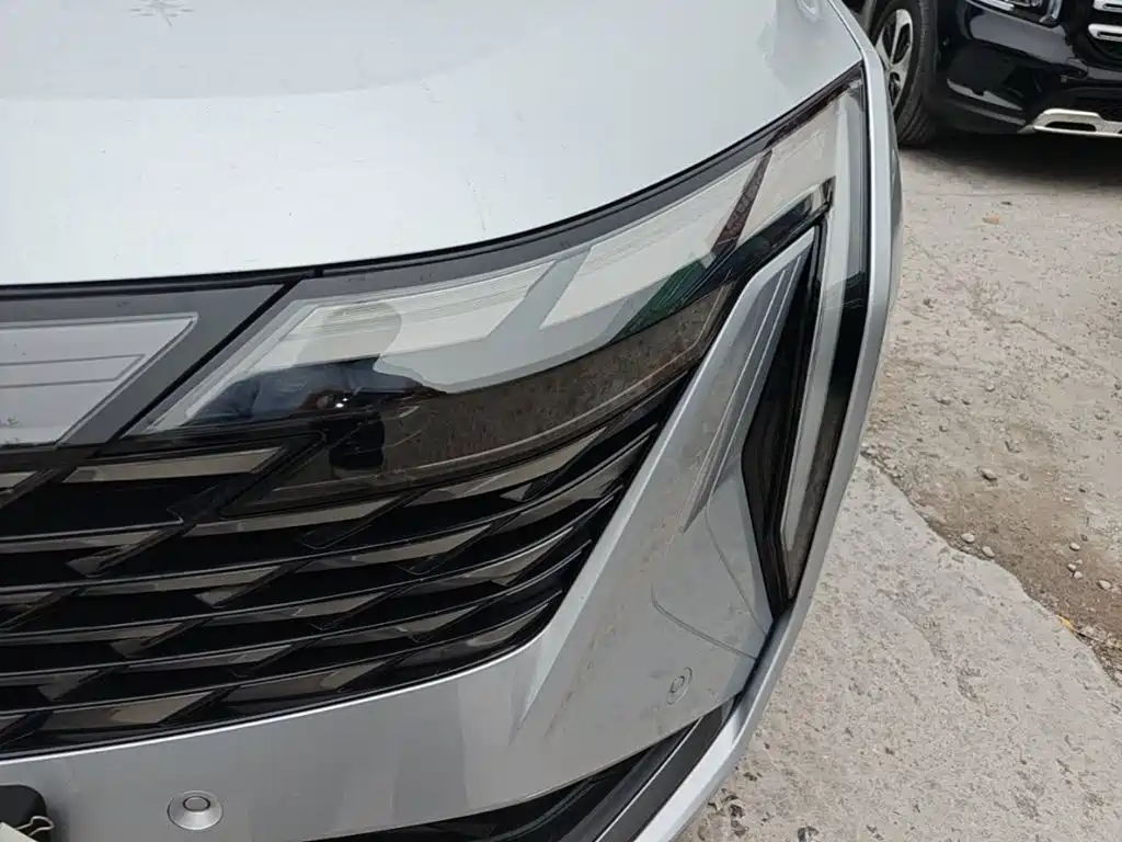 Geely Boyue L — миниатюра 24