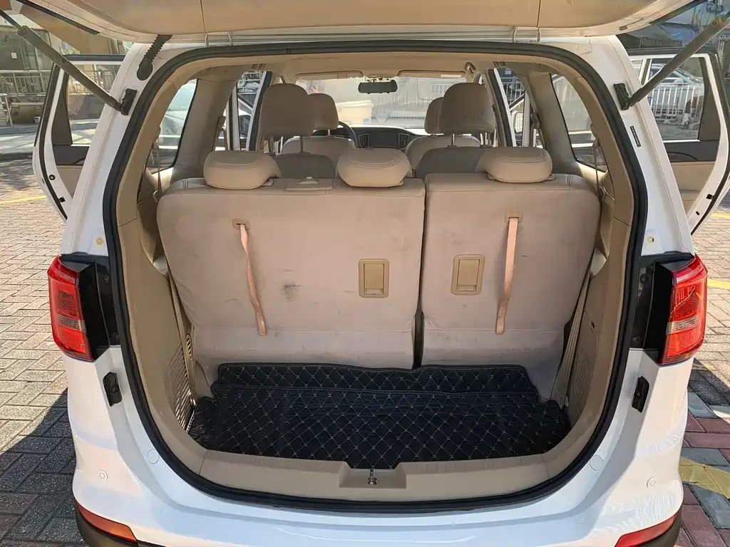 Baojun 730 — миниатюра 10