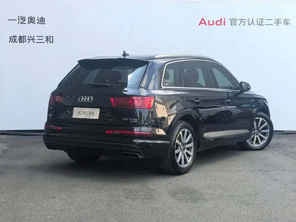 Audi Q7 2018 45 TFSI Luxury
