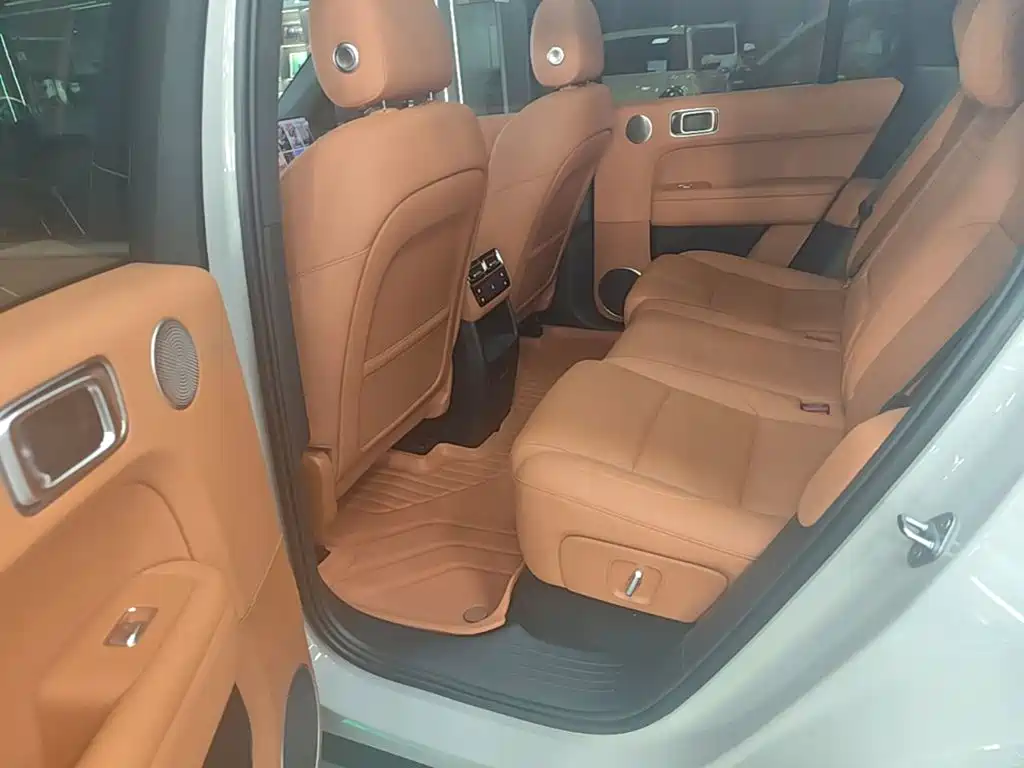 Li Auto Li L6 — миниатюра 17