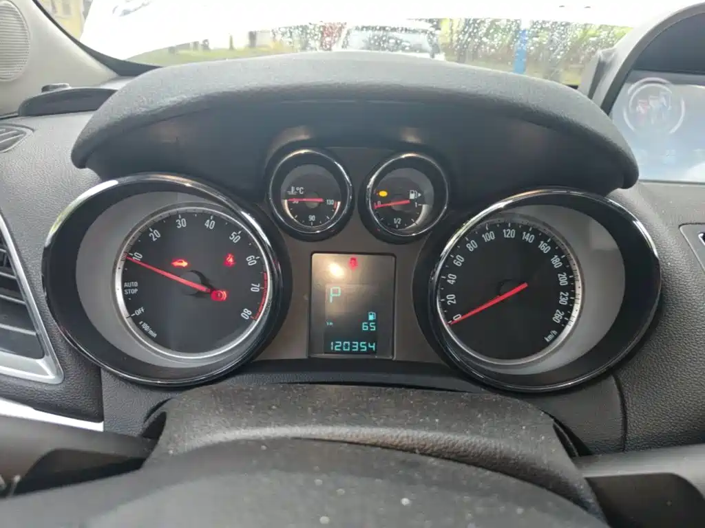 Buick Encore — миниатюра 12