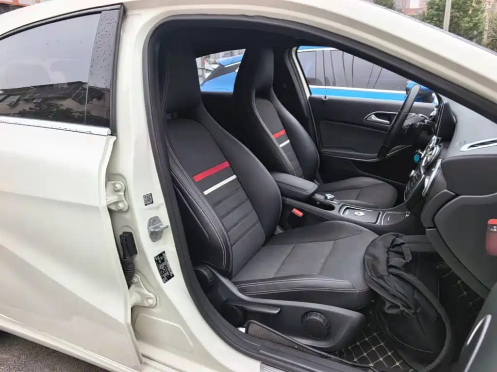 Mercedes-Benz A-Class (Import) — миниатюра 25