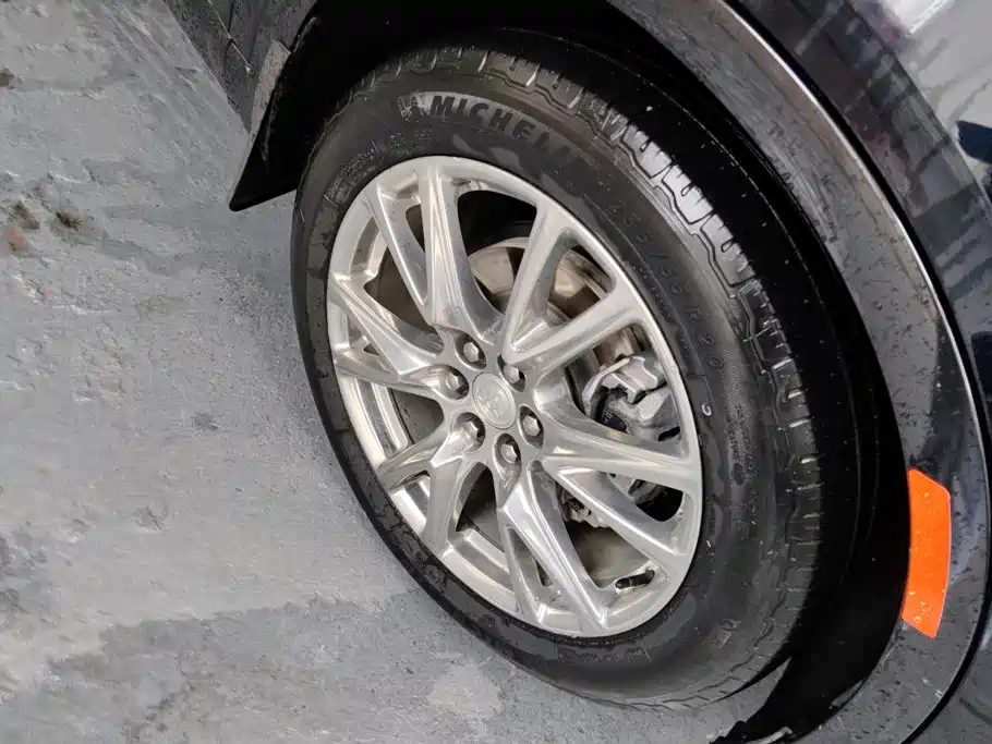 Buick Enclave — миниатюра 6