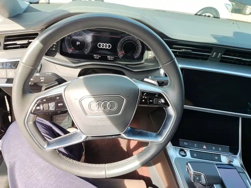 Audi A7L — миниатюра 10