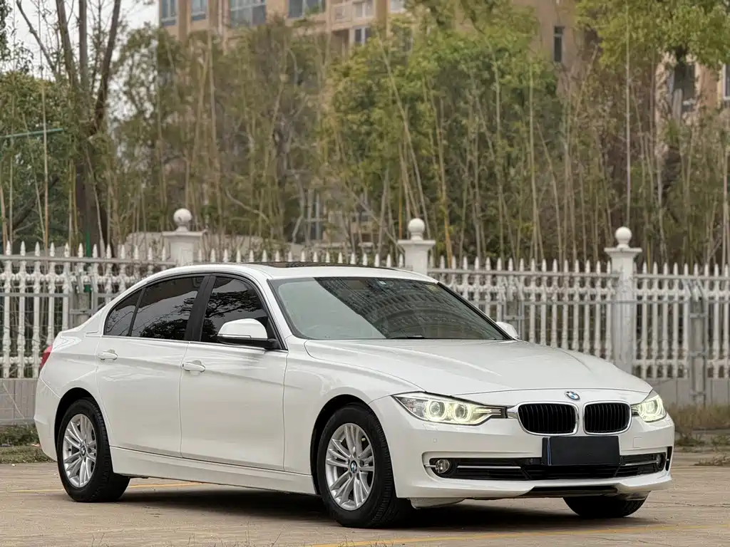 BMW 3 Series — миниатюра 3