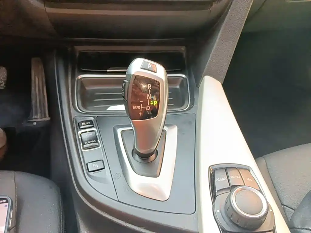 BMW 3 Series — миниатюра 14