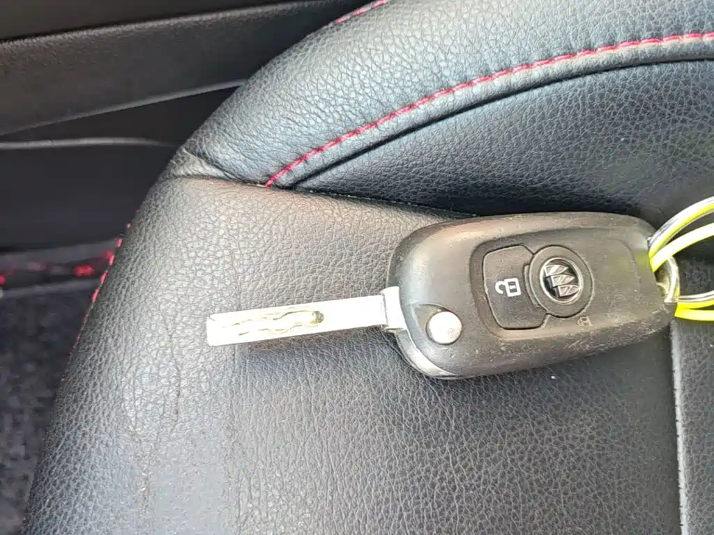 Buick Verano — миниатюра 9