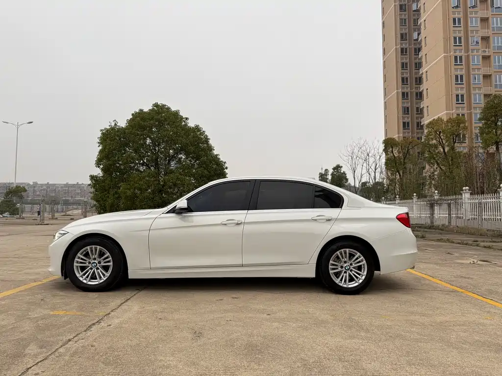 BMW 3 Series — миниатюра 10