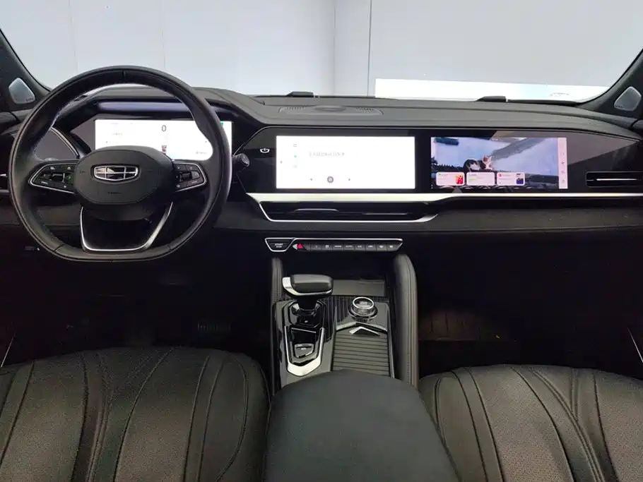 Geely Xingyue L — миниатюра 12