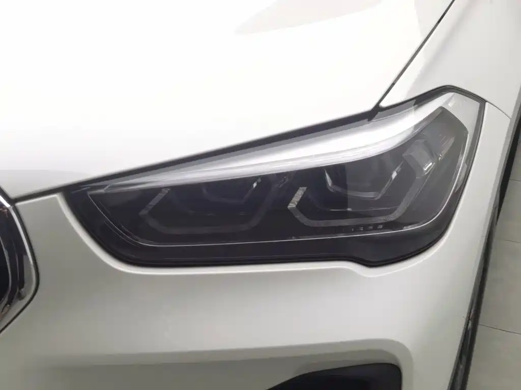 BMW X1 — миниатюра 7