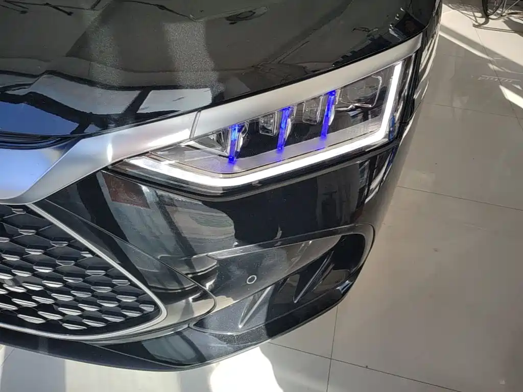 BYD Han — миниатюра 24