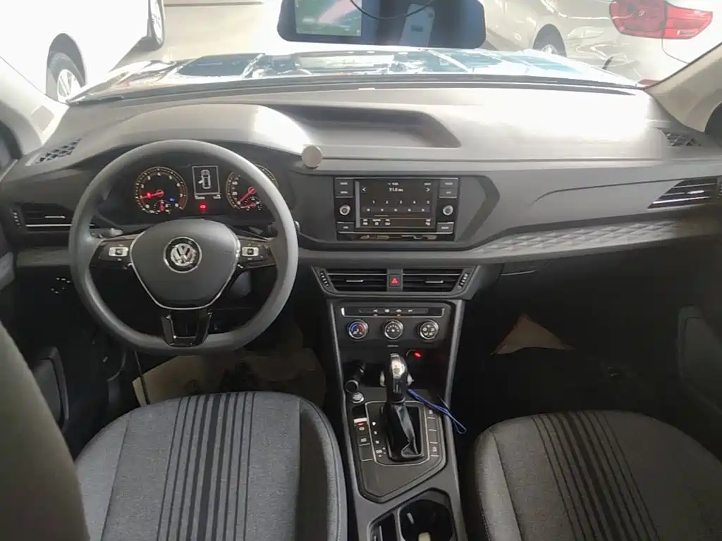 Volkswagen Tharu — миниатюра 10