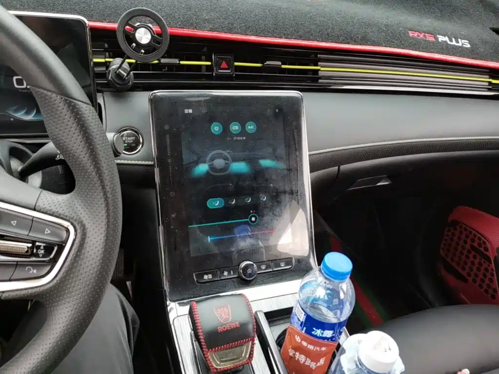Roewe RX5 — миниатюра 13