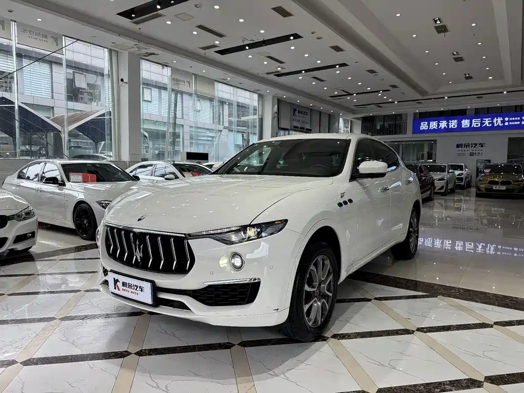 Maserati Levante — миниатюра 2