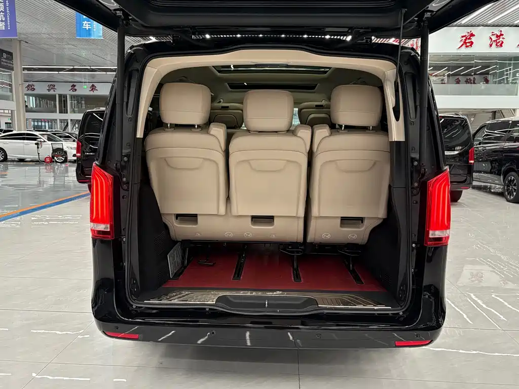 Mercedes-Benz V-Class — миниатюра 7